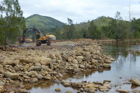 curage_riviere.jpg curage_riviere.jpg