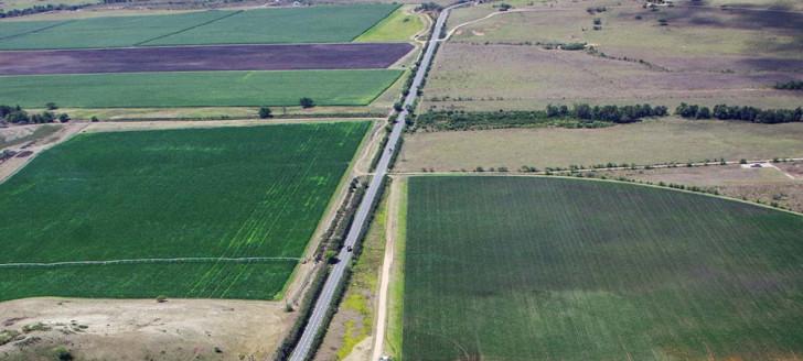 Le patrimoine immobilier de la collectivité Nouvelle-Calédonie représente à lui seul environ 53 % des terres situées sur la Grande-Terre, soit environ 865 000 hectares.